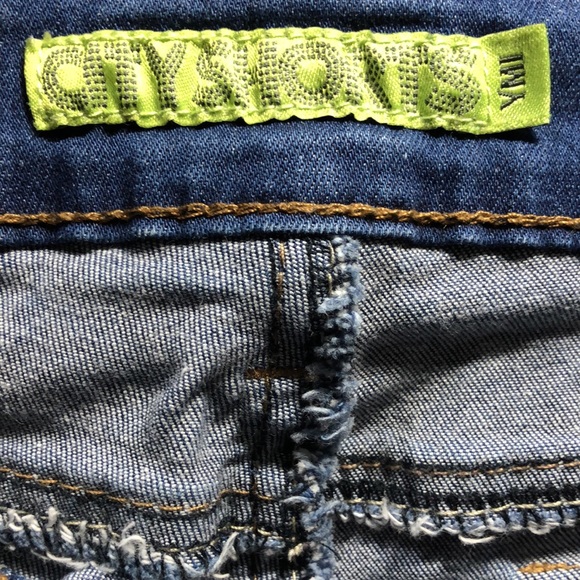 Yami shorts - Picture 4 of 4